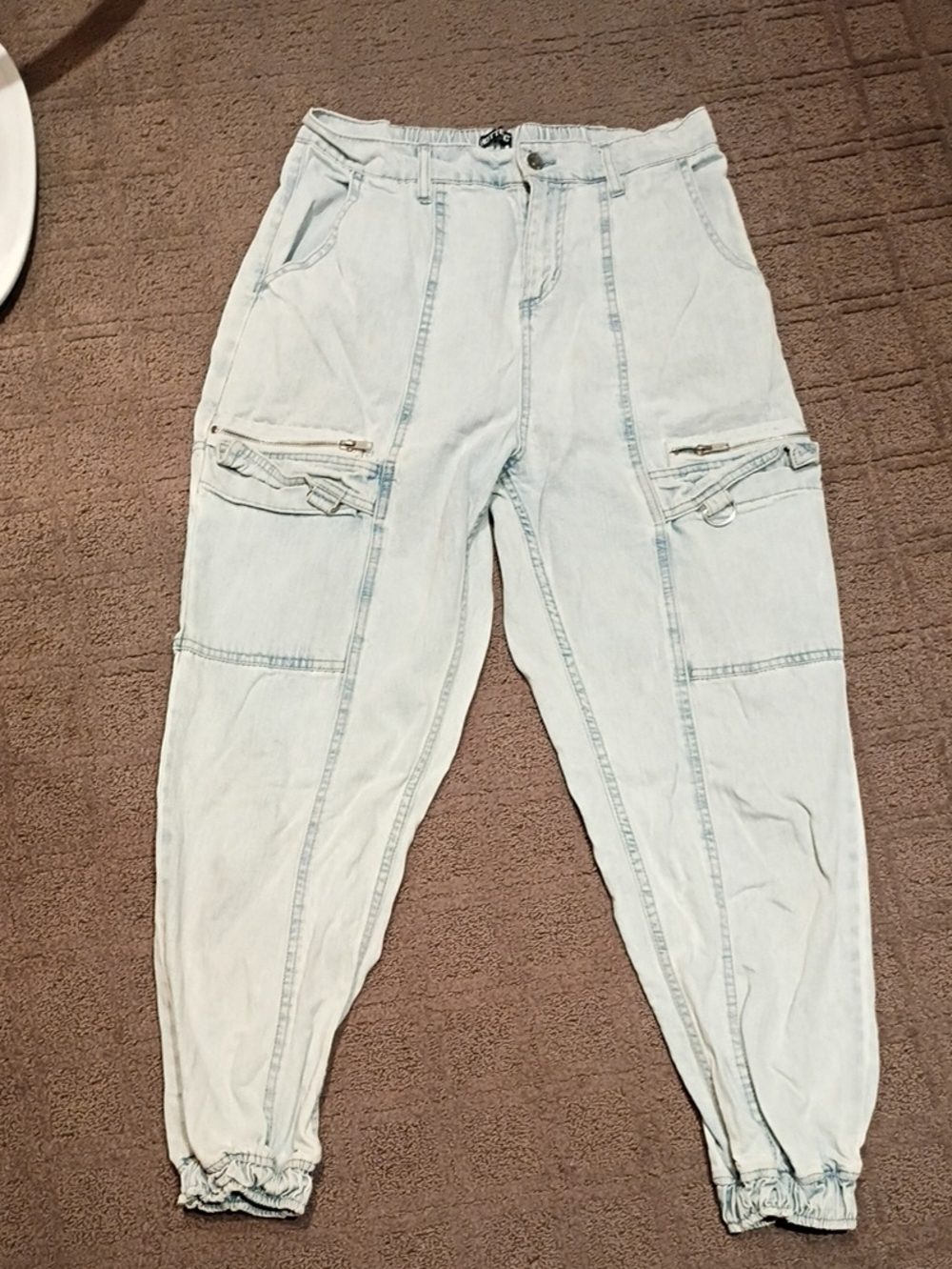 Hot Topic Light Wash Denim Jeans - Pale Blue